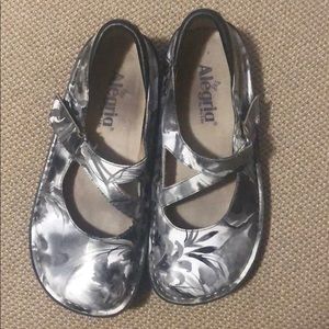 Alegria maryjanes size 36